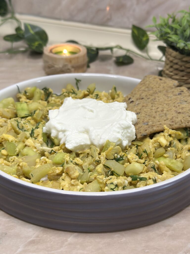 Omlet sa tikvicama i mirođijom