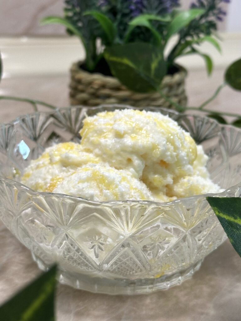 Kokos ananas sladoled