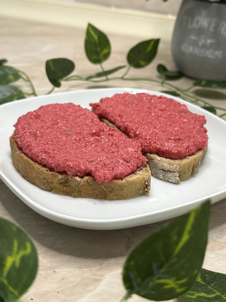 Cottage cheese namaz sa cveklom