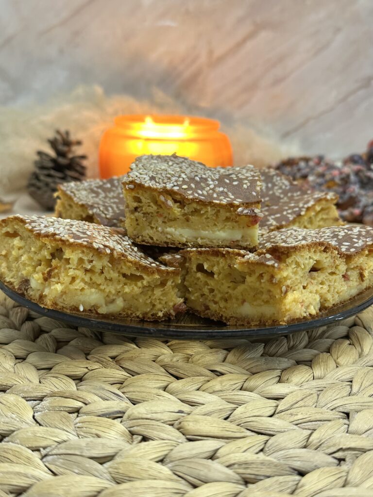 Pita sa kobasicom i ajvarom